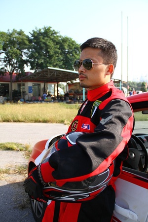 赛车手 (2012)